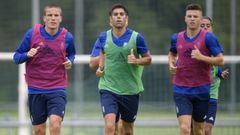 Varios jugadores del Vetusta durante un entrenamiento