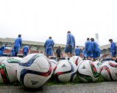 La plantilla granate saldr� esta ma�ana rumbo al estadio municipal Reino de Le�n. 