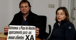 Juan Carlos L�pez y Puri Nartallo fueron elegidos ayer presidente y secretaria de la asociaci�n de comerciantes de la plaza.