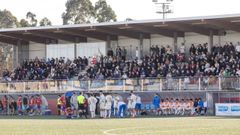 El p�blico asistente al Berganti�os-Fabril, el pasado fin de semana en As Eiroas