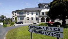Aspecto actual del exterior del hospital Novoa Santos, situado en Catabois.
