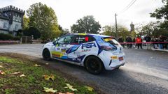 Miguel Gayoso y Carlos Guiti�n en uno de los tramos del Rali San Froil�n
