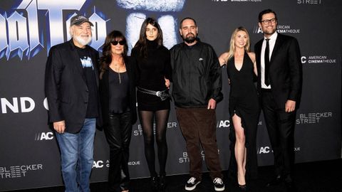 Rob Reiner, Michele Singer, Romy Reiner, Nick Reiner, Mar�a Gilfillan y Jake Reiner, el pasado mes de septiembre en un estreno