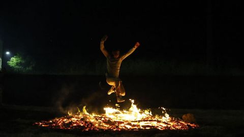 Actuación de grupos de Xermolos en las fiestas de Guitiriz