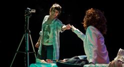 Sara Casasnovas foi a que propuxo adaptar o texto orixinal de Neil LaBute