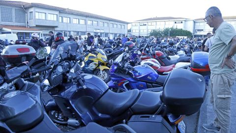 CONCENTRACION DE MOTOS REVENTA PISTONS