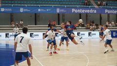 Partido entre el Teucro y la seleccin gallega de Primeria Nacional disputado este jueves en Pontevedra