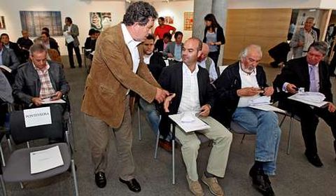 La firma del convenio tuvo lugar ayer en Pontevedra.