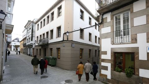 Casa de los Maestros, de frente, en el casco hist�rico