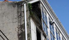 La fachada del inmueble se encuentra en muy mal estado