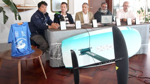 Del R�o, Lorenzo, Codesido, Villaverde y Reboreda, en la presentaci�n.