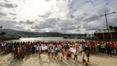 Nueva concentraci�n en la playa de Celeiro para exigir el arreglo del emisario de la r�a de Viveiro