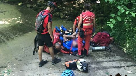 Rescate del ciclista herido
