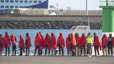 Ocupantes de una patera que llegaron en enero a Lanzarote.