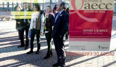 El Concello particip� en el D�a contra el C�ncer y Xaqu�n G�mez Barros recibi� un homenaje.