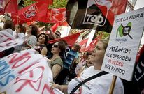 La plantilla de Atento en A Coru�a secund� varias movilizaciones contra el ERE en verano. 
