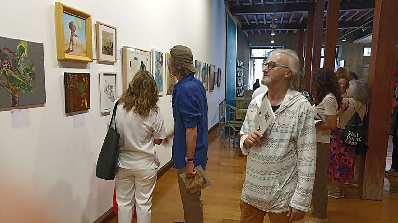 Arte en Santiago para colaborar con el «Viaje hacia la vida» de Tierra de Hombres