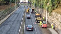 Las labores de desbroce continuaron con un carril cortado en la Trinchera despu�s del cierre total de la circulaci�n.