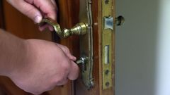 Los cerrajeros recomiendan mejorar la seguridad de las puertas y viviendas