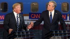 Donald Trump y Jeb Bush, en el debate republicano de aspirantes a la Casa Blanca