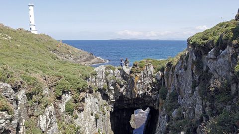 Faro de Cabo Home, en la Costa da Vela