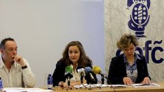 Representantes del Colegio de Farmac�uticos de A Coru�a presentaron la campa�a de verano