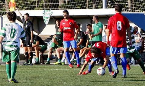 El cuadro larach�s demostr� m�s oficio que el conjunto carball�s pese a pertenecer a una categor�a inferior. 