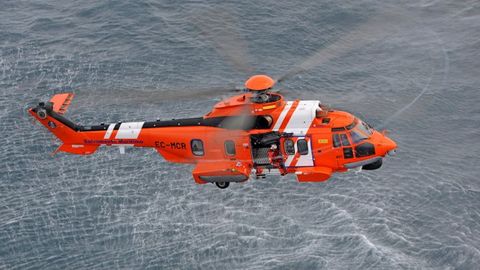Desde el 20 de octubre, según el SLTA, Salvamento Marítimo solo dispone en Galicia del helicóptero con base en A Coruña, el Helimer 401, para «dar una rápida respuesta a las emergencias en que se encuentran vidas en peligro»