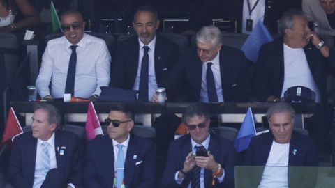 David Trezeguet, Youri Djorkaeff, Mario Kempes, Oscar Ruggeri y Arsene Wenger