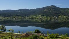 Embalse de Castrelo de Mi�o desde Ventosela, donde apareci� el cuerpo sin vida
