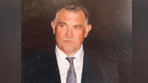 El veterinario de A Terra Ch� Pl�cido Buj�n Lamazares