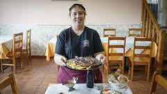 Puri Portabales, en su restaurante familiar especializado en churrascos, en San Amaro