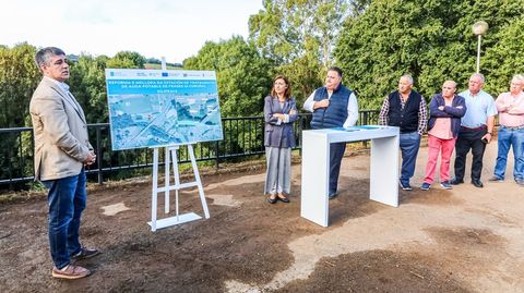 El convenio firmado ayer entre Concello de Frades y Augas de Galicia posibilitar� que la nueva depuradora funcione el pr�ximo a�o