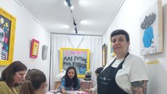 La artesana y dise�adora de moda Lora Gonz�lez