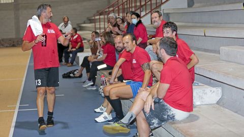 PARTIDO DE F�TBOL ENTRE EL PP Y EL PSOE DE PONTEVEDRA