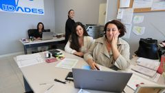 Las coordinadoras de Idades, que en Viveiro y O Vicedo atienden a unas doscientas personas.