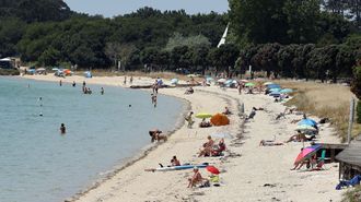 Imagen del pasado fin de semana de una playa de A Illa