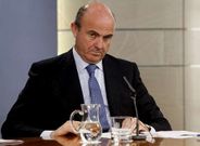 De Guindos, tras el Consejo de Ministros en el que se aprobó el decreto para las preferentes.
