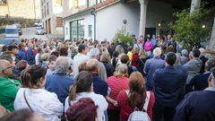 Vecinos de Palmeira se concentraron a las puertas del ambulatorio.