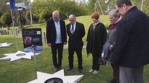 Visita de Yuri Usachev, cosmonauta ruso, a la izquierda junto a Luis Laria, en la visita que hizo al Parque de la Vida en 2019