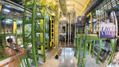 Caverna subterrnea del experimento LHCb en el CERN de Ginebra
