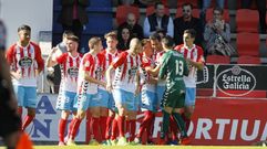 El Lugo celebrando un gol