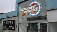 Cartel en las instalaciones de Soccer World