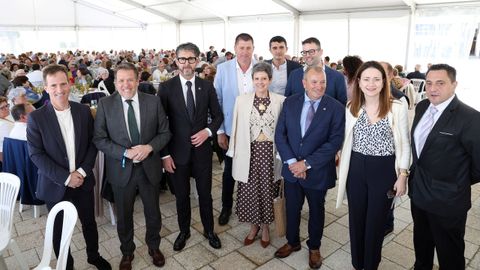 COMIDA DE LOS MAYORES EN PORTO DO SON 2025