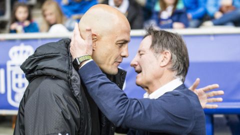 Anquela Nano Rivas Real Oviedo Nastic Carlos Tartiere.Anquela y Nano Rivas se saludan antes del encuentro