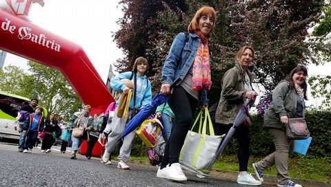 Sin hijos no hay profes en la escuela y sin alumnos, la familia se queda sin libros. Pap�s, ni�os, alumnos y maestros, al completo, una vez m�s en la 16.� edici�n de la gran fiesta de Voz Natura.