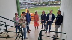 Representantes del PSOE, en el estadio de O Couto.