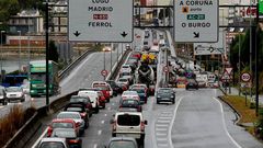 Las primeras lluvias colapsan los accesos de A Coru�a