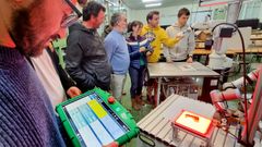 Alumnos de un m�ster de FP en un instituto de Vigo en el 2022