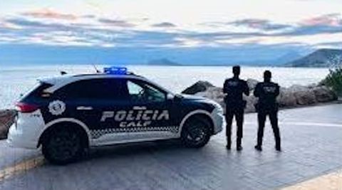 Imagen de archivo de agentes de la polic�a local en Calpe